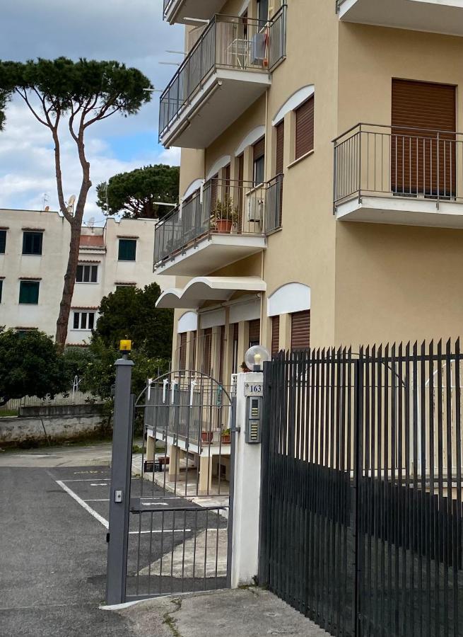 Roma Apartment Сперлонга Екстер'єр фото